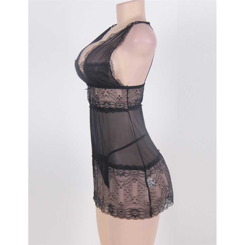 Nuisette noire en dentelle - Élégance et sensualité