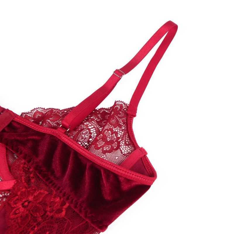 Body velours & dentelle – Jarretelles et armatures élégantes
