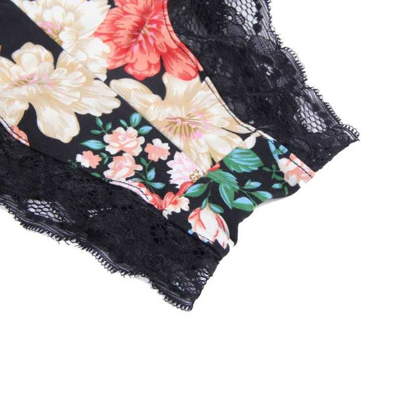 Pyjama Alicia à fleurs avec dentelle raffinée, féminin et confortable
