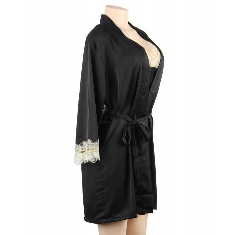 Peignoir et nuisette en satin et dentelle – Élégance et Confort