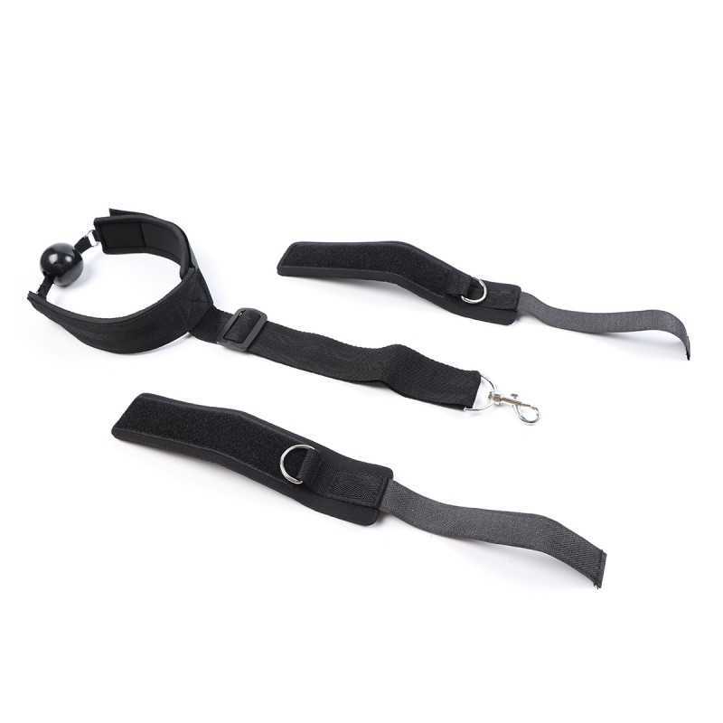 Set BDSM avec bâillon, sangles réglables et menottes rembourrées