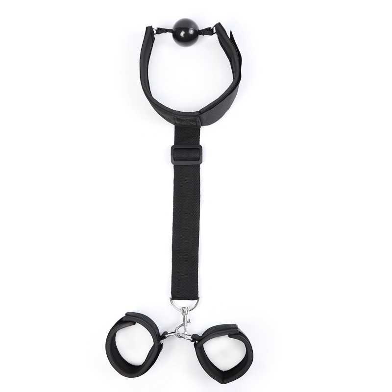 Set BDSM avec bâillon, sangles réglables et menottes rembourrées