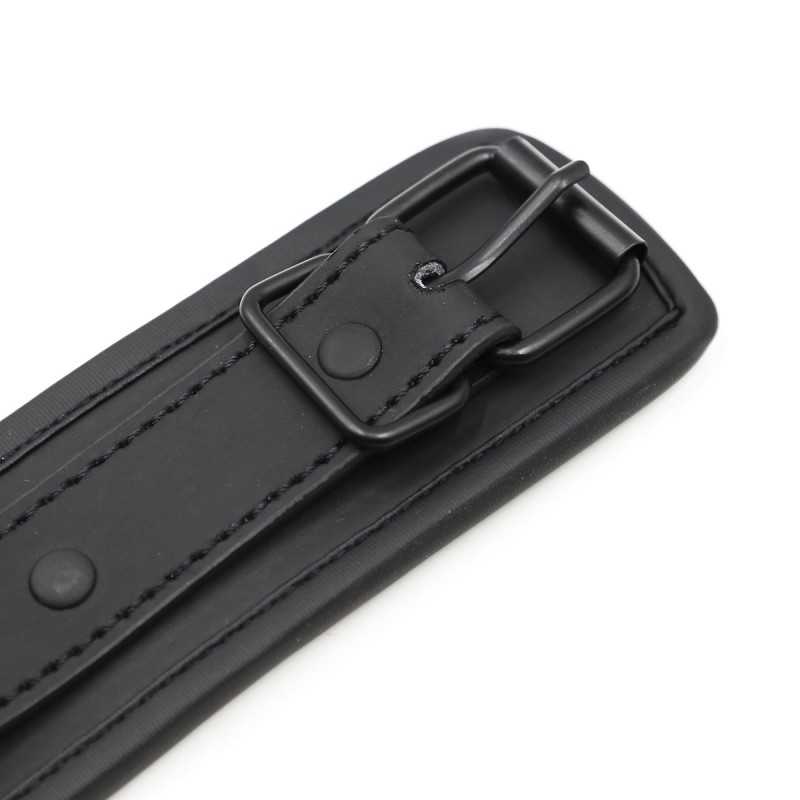 Collier en néoprène ajustable avec laisse de 78 cm